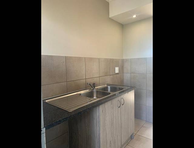 2 BEDROOM APARTMENT FOR SALE IN FLEURHOF